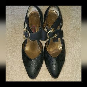 Mary Jane chunky platform heel